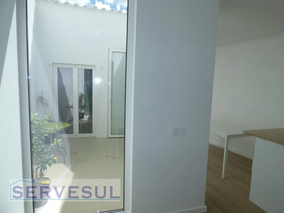 Moradia T1 para Venda em Silves Foto 18