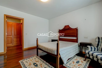 Quinta T10 para Venda em O. Azeméis, Riba-Ul, Ul, Macinhata Seixa, Madail