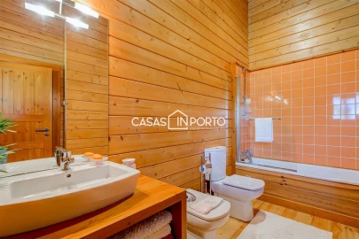 Quinta T10 para Venda em O. Azeméis, Riba-Ul, Ul, Macinhata Seixa, Madail