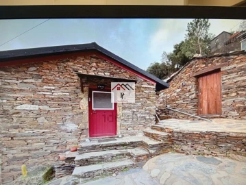 Moradia T2 para Venda em Piodão