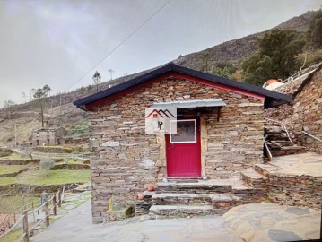 Moradia T2 para Venda em Piodão