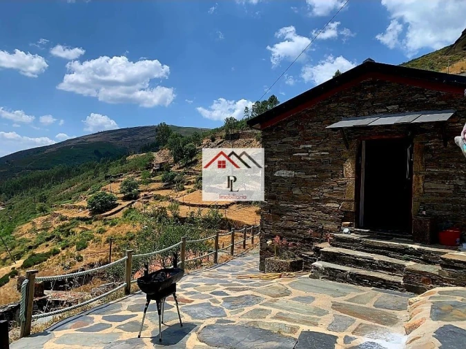 Moradia T2 para Venda em Piodão Foto 29