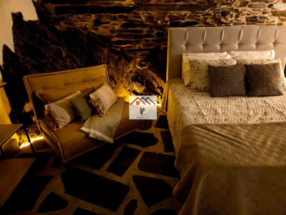 Moradia T2 para Venda em Piodão Foto 17