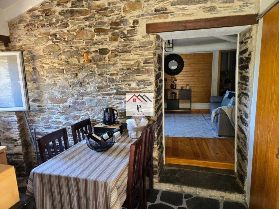 Moradia T2 para Venda em Piodão Foto 45