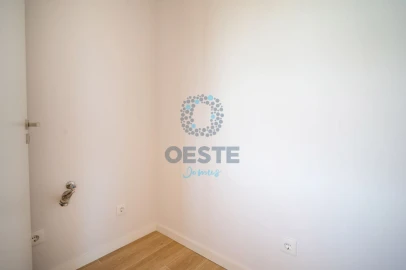 Moradia T4 para Venda em Vermelha