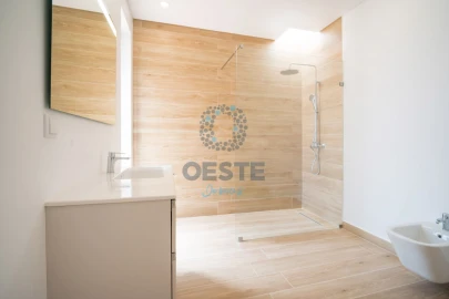 Moradia T4 para Venda em Vermelha