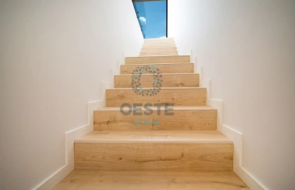 Moradia T4 para Venda em Vermelha