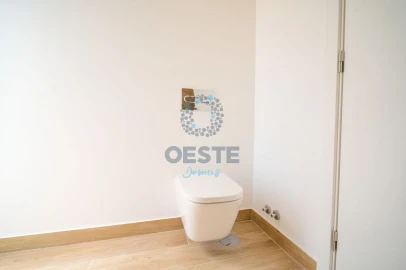 Moradia T4 para Venda em Vermelha