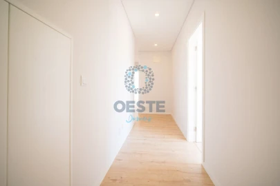 Moradia T4 para Venda em Vermelha