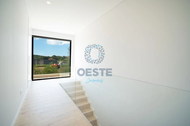 Moradia T4 para Venda em Vermelha Foto 41