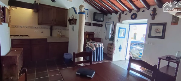 Moradia T1 para Venda em Barbacena e Vila Fernando