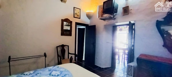 Moradia T1 para Venda em Barbacena e Vila Fernando