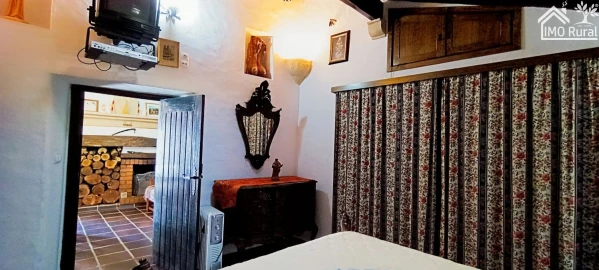 Moradia T1 para Venda em Barbacena e Vila Fernando