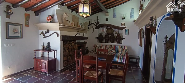 Moradia T1 para Venda em Barbacena e Vila Fernando