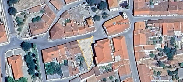 Terreno para Venda em Salvada e Quintos