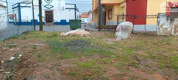 Terreno para Venda em Salvada e Quintos