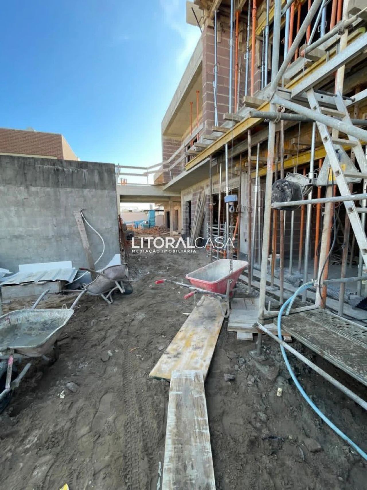 Moradia T4 para Venda em Gafanha da Nazaré Foto 12