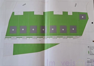 Terreno para Venda em Leomil