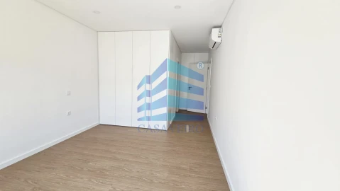 Apartamento T2 para Venda em Esgueira