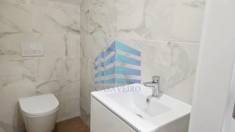 Apartamento T2 para Venda em Esgueira