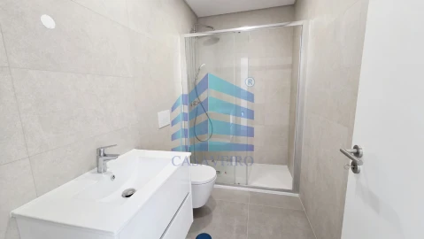 Apartamento T2 para Venda em Esgueira