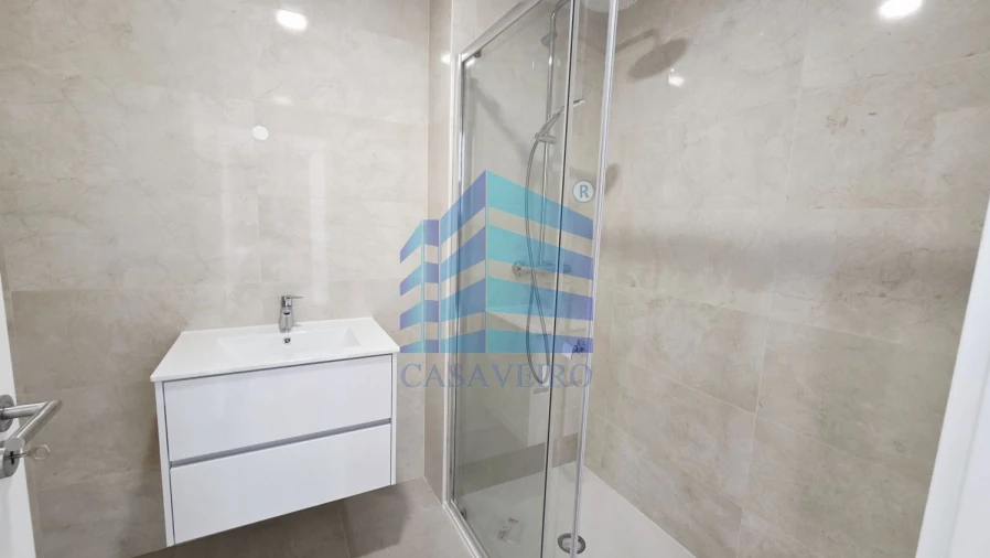 Apartamento T2 para Venda em Esgueira Foto 9