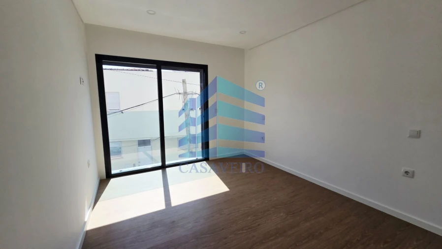 Apartamento T2 para Venda em Esgueira Foto 6