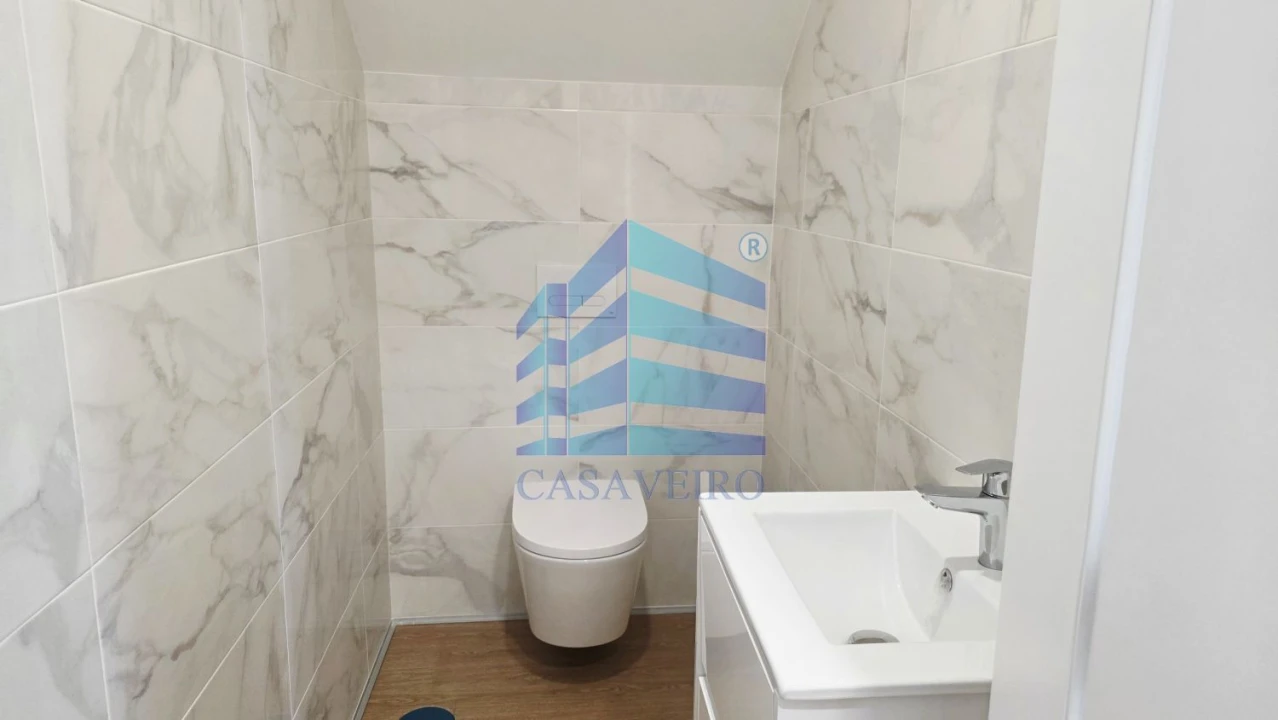 Apartamento T2 para Venda em Esgueira Foto 5
