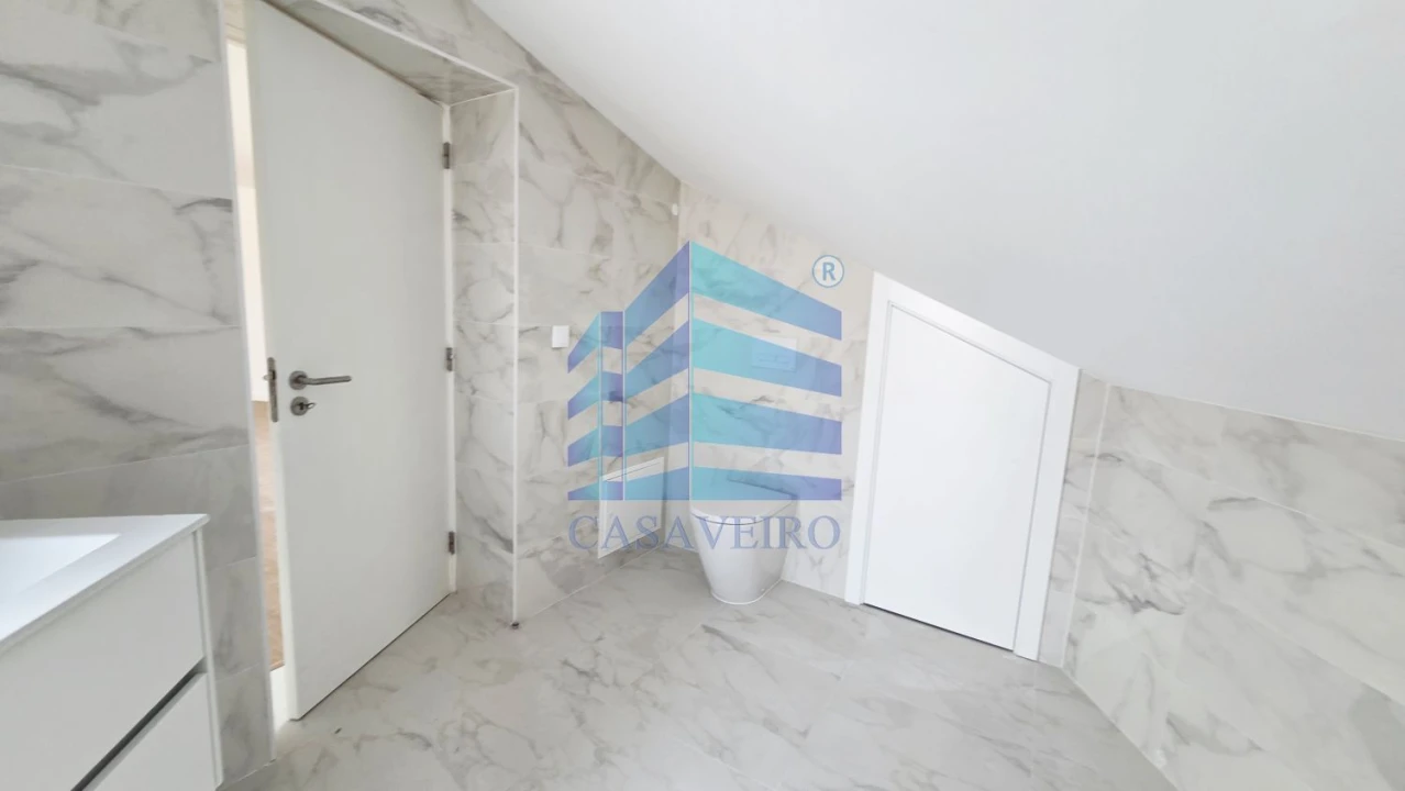 Apartamento T2 para Venda em Esgueira Foto 17