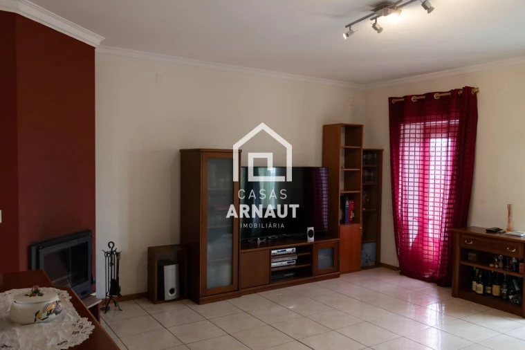 Moradia T2 para Venda em Pombal Foto 9