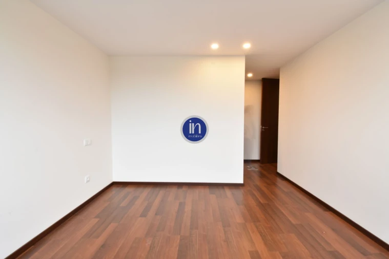 Apartamento T3 para Arrendamento em Vila Nova de Famalicão e Calendário Foto 5