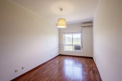 Apartamento T1 para Arrendamento em União das Freguesias de Setúbal