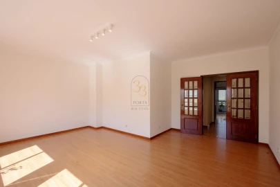 Apartamento T1 para Arrendamento em União das Freguesias de Setúbal