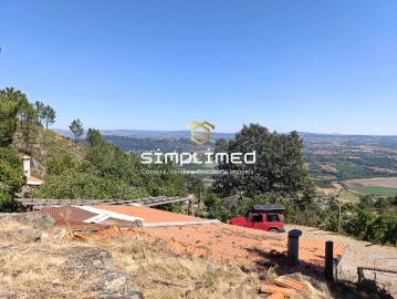 Quinta T2 para Venda em Orjais