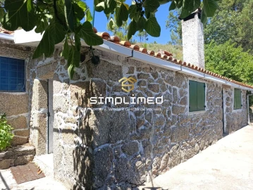 Quinta T2 para Venda em Orjais