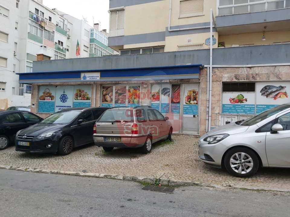 Garagem para Arrendamento em Almada, Cova da Piedade, Pragal e Cacilhas Foto 5