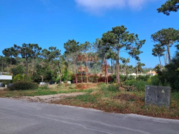 Terreno para Venda em Charneca de Caparica e Sobreda