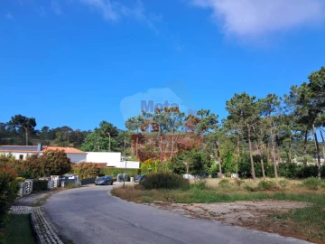 Terreno para Venda em Charneca de Caparica e Sobreda