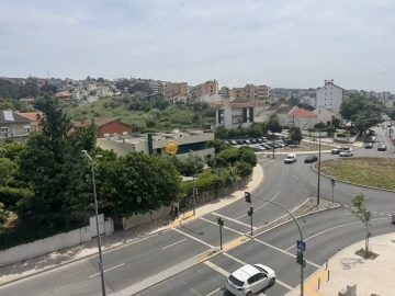 Apartamento T4 para Venda em Santo Antonio dos Olivais