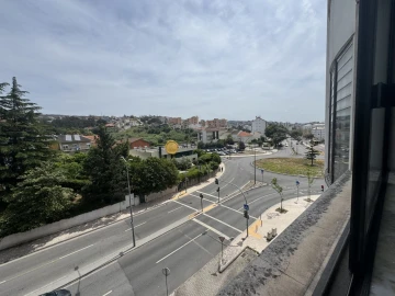 Apartamento T4 para Venda em Santo Antonio dos Olivais