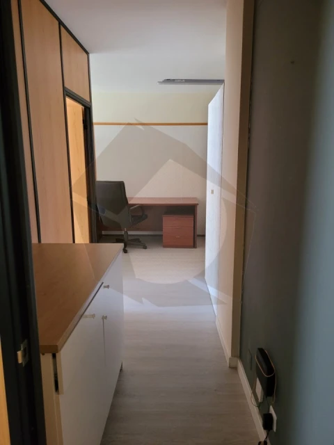 Escritório para Arrendamento em Paranhos