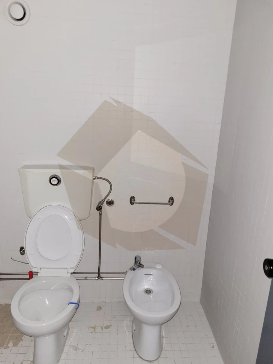 Escritório para Arrendamento em Paranhos Foto 10