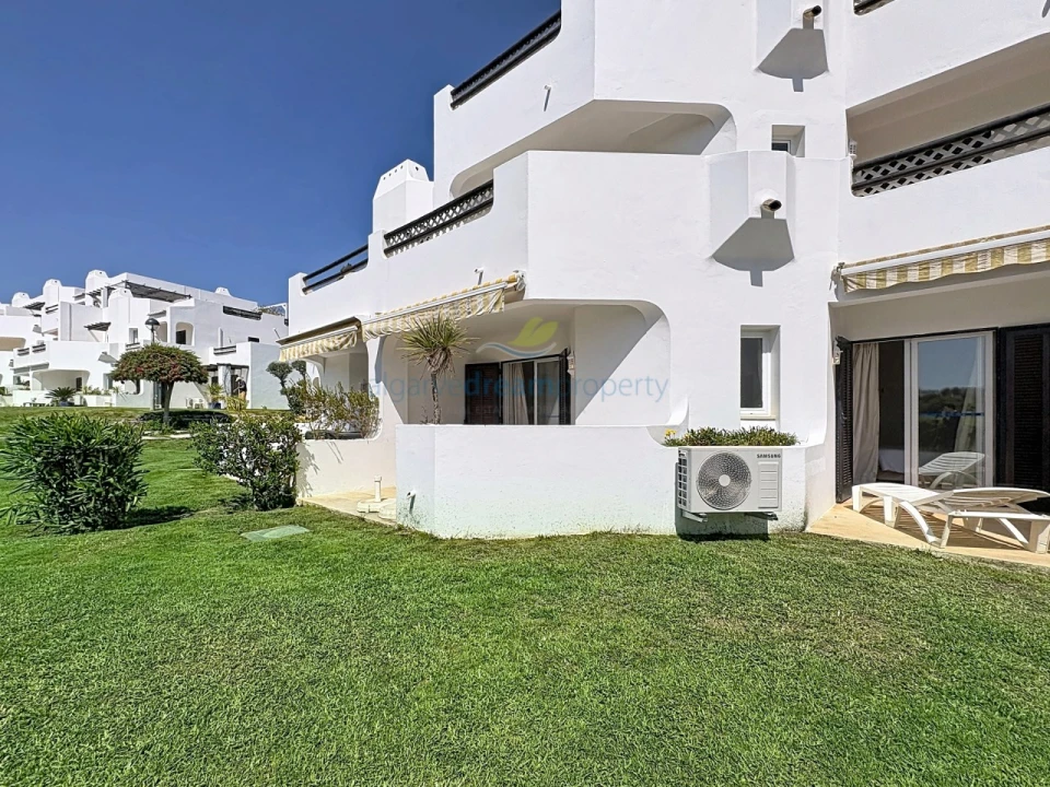 Apartamento T2 para Venda em Albufeira e Olhos de Água Foto 22