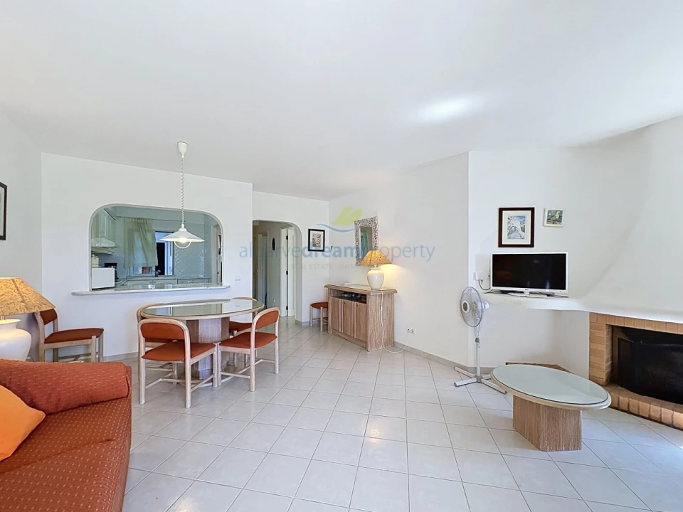 Apartamento T2 para Venda em Albufeira e Olhos de Água Foto 5