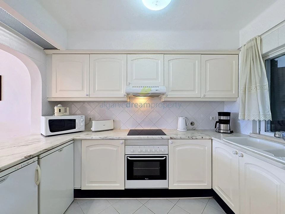 Apartamento T2 para Venda em Albufeira e Olhos de Água Foto 12