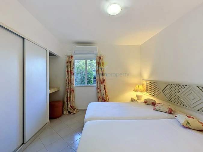 Apartamento T2 para Venda em Albufeira e Olhos de Água Foto 15