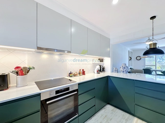 Apartamento T3 para Venda em Albufeira e Olhos de Água Foto 17