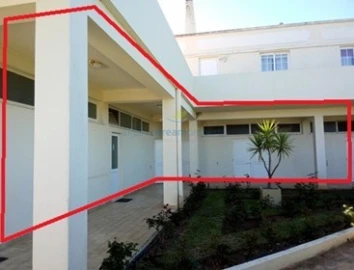 Armazém para Venda em Albufeira e Olhos de Água