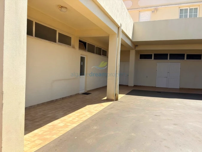 Armazém para Venda em Albufeira e Olhos de Água Foto 6