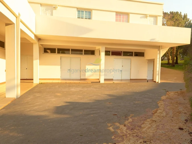 Armazém para Venda em Albufeira e Olhos de Água Foto 11